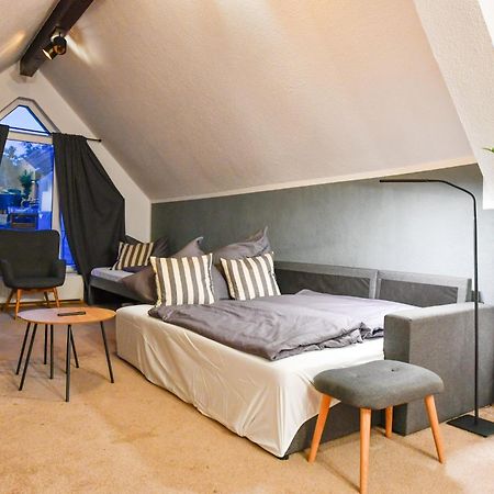 Grosses Spree Apartment, 3 Schlafzimmer Bis 10 Personen, 4X Kfz Parkplatz, Terrasse, Waschtrockner, Wlan, Netflix Cottbus Kültér fotó