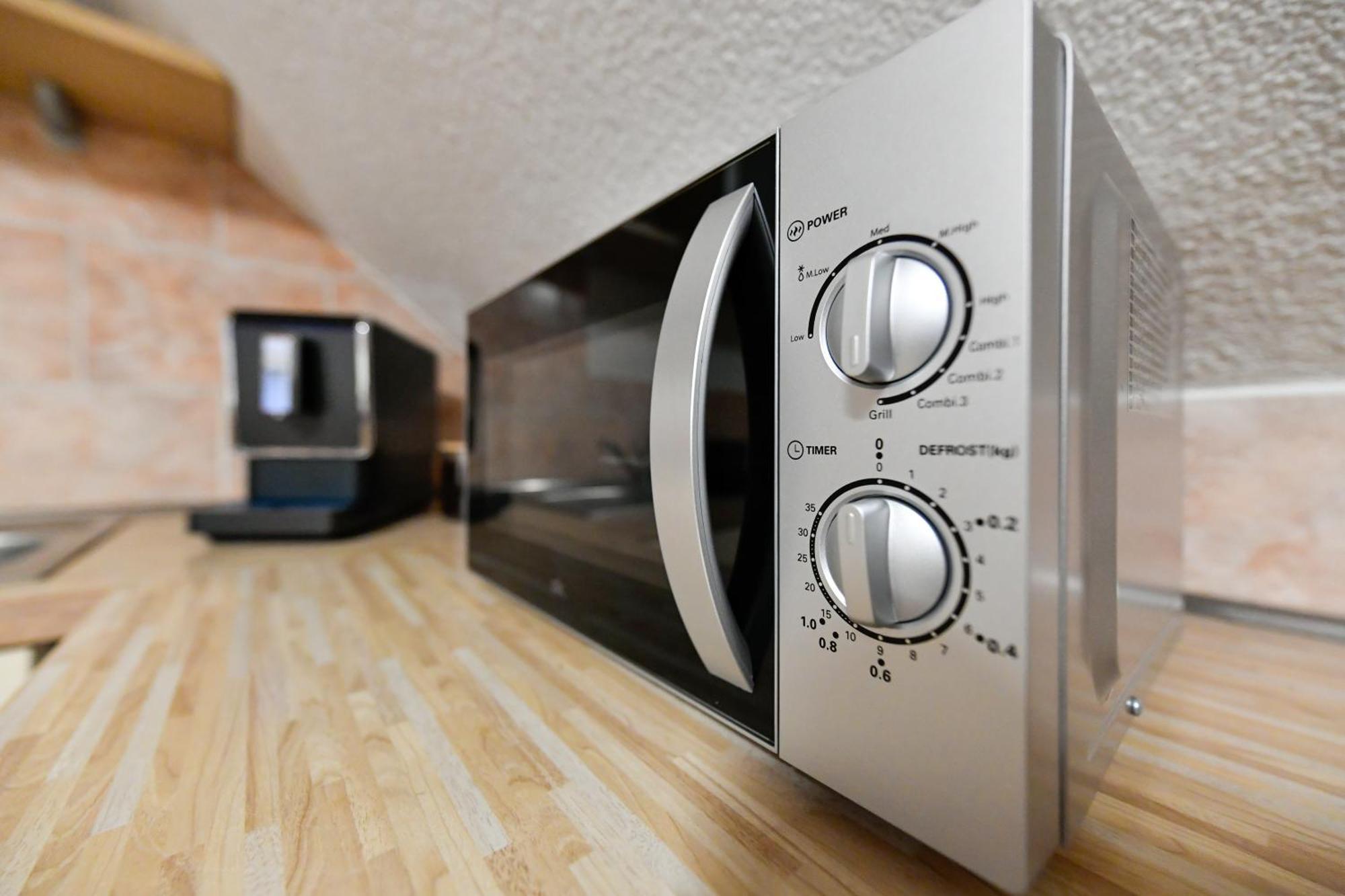 Grosses Spree Apartment, 3 Schlafzimmer Bis 10 Personen, 4X Kfz Parkplatz, Terrasse, Waschtrockner, Wlan, Netflix Cottbus Kültér fotó