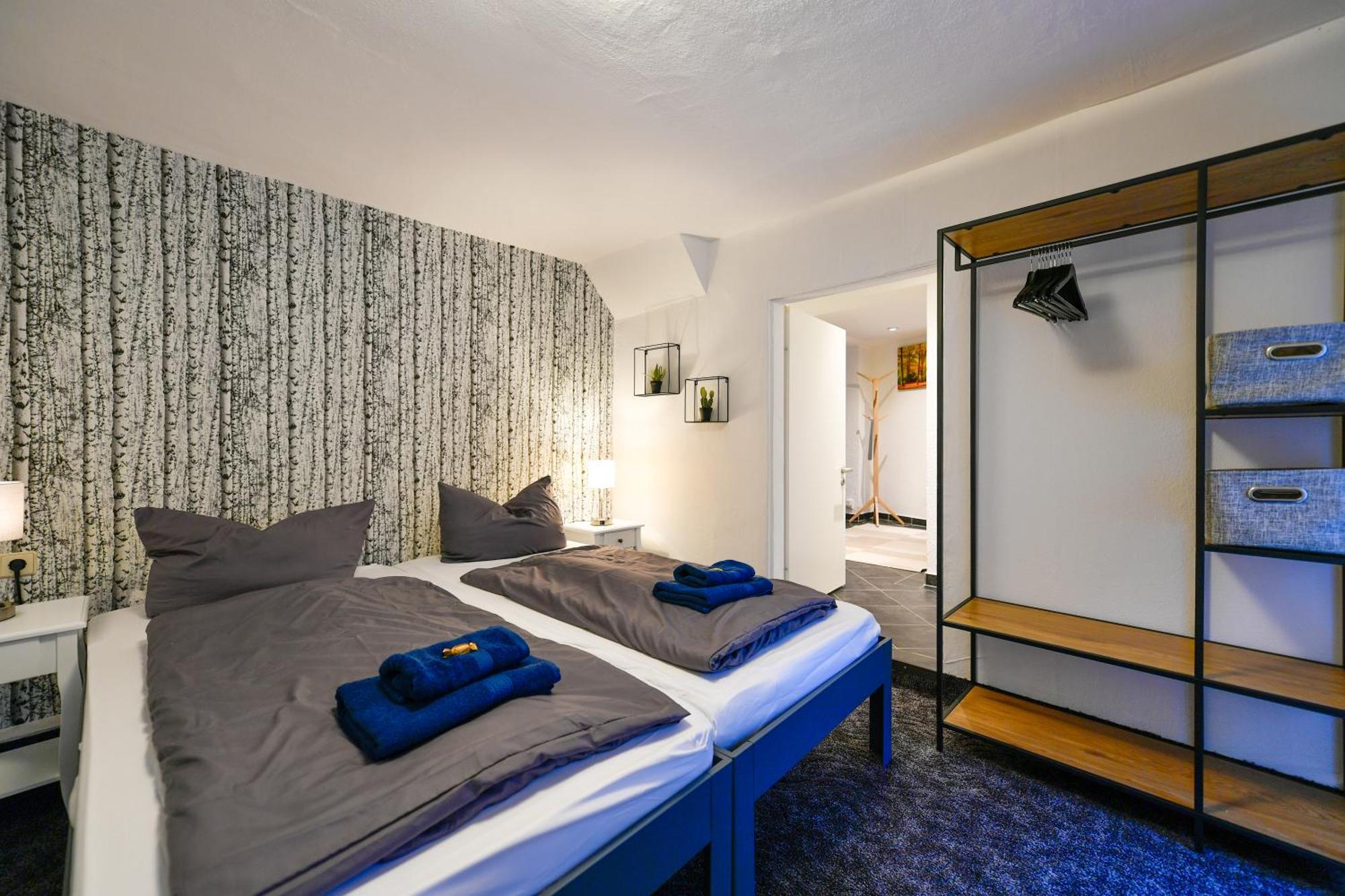 Grosses Spree Apartment, 3 Schlafzimmer Bis 10 Personen, 4X Kfz Parkplatz, Terrasse, Waschtrockner, Wlan, Netflix Cottbus Kültér fotó